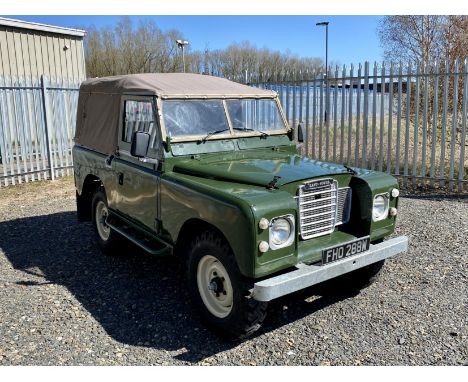 The last of the 3 ÒSeriesÓ models of Land Rovers produced before the introduction of the Defender the Series 3 model is consi