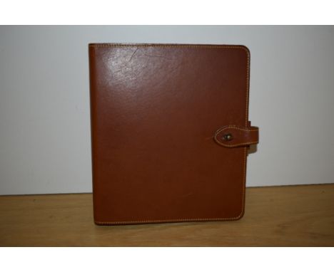 A Daines &amp; Hathaway leather filofax ring binder 23.5x20.5