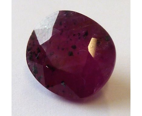 A cushion-cut ruby of approximately 3.30 carats (unmounted)