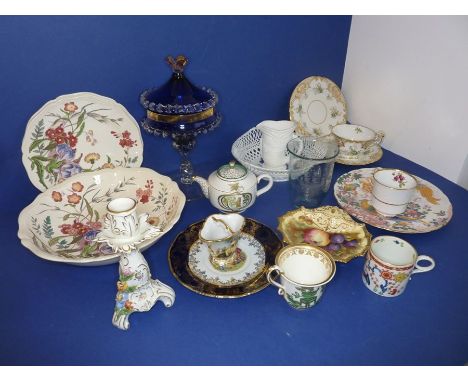 Small decorative ceramics and glassware to include a late 19th / early 20th century cobalt-blue and gilt-decorated bonbonnièr