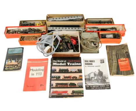 A quantity of OO gauge - Kitmaster locomotives and rollingstock, some parts only, together with a small quantity of N gauge, 