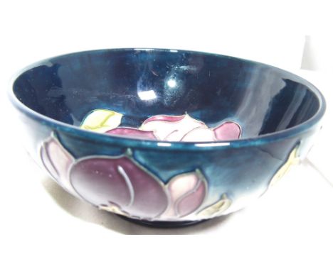 MOORCROFT FOOTED BOWL. Large Moorcroft Purple Magnolia footed bowl D: 16 cm