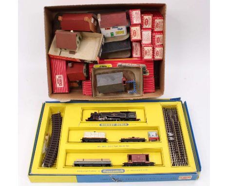 A Hornby-Dublo No. 2019 2-rail 2-6-4 Tank Goods set comprising BR lined black loco 80033, with low sided wagons one furniture