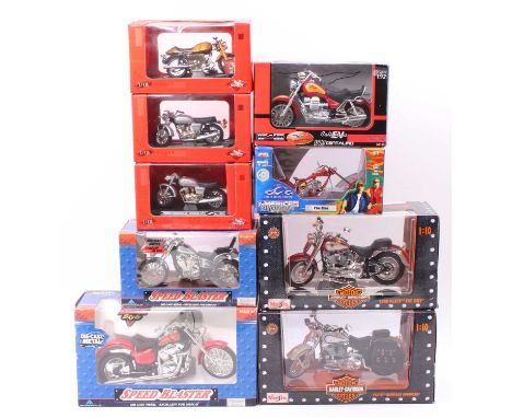 One tray containing a quantity of mixed scale diecast motorcycles by Tams and Joyride, to include a Maisto 1999 Harley Davids