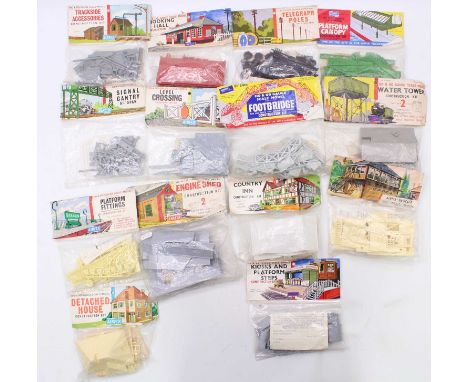 A collection of 14 bagged Airfix and similar 00 scale construction and lineside accessory kits to include telegraph poles, bo