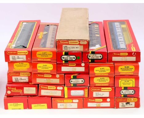 Approx. 26 Triang/Triang Hornby/Hornby Top Link bogie coaches, a wide variety. Includes maroon &amp; cream, LNER teak, Pullma