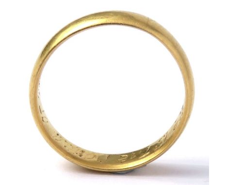 Gold Posy Ring. A D-shaped band inscribed on the inside with the verse, "Love is the bond of peace". Circa 18th century, 21mm