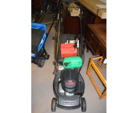 A Mountfield lawnmower, 462RPD, with Honda petrol engine.