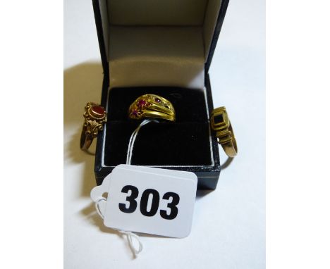 18CT YELLOW GOLD VICTORIAN STONE SET RING (ONE STONE DEFICIENT) 2.3G APPROX, A 18CT TWO RUBY SET RING 2.5G APPROX AND TWO UNM