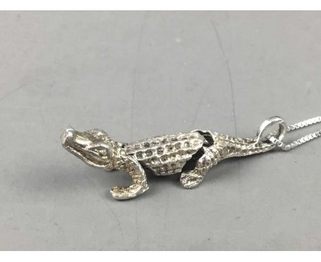 CROCODILE PENDANT,marked 925, articulated, on chain