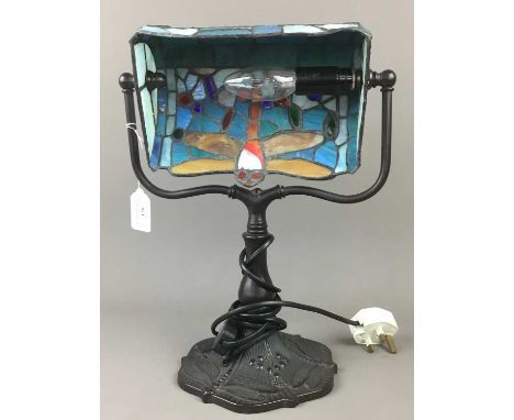 TIFFANY STLYE LIBRARY LAMP,35cm highCondition report: For health and safety the lamp has not been tested.