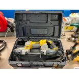 Dewalt DWM120 Portable Horizontal Band Saw