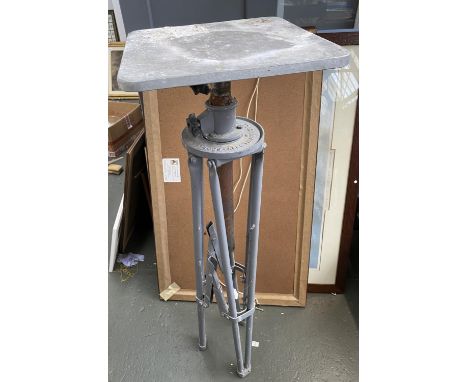 A Scopag modelling stand 