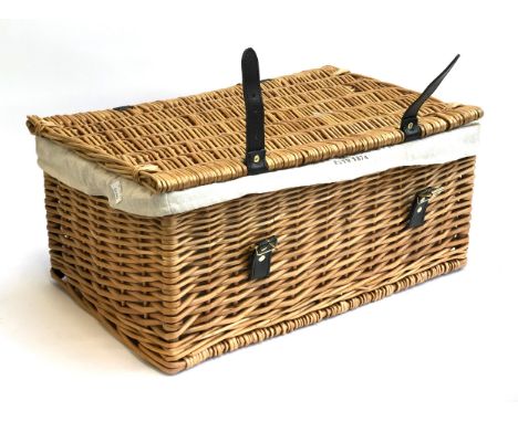 A Wine Society wicker hamper with removeable cotton lining, 51x35x24cm 