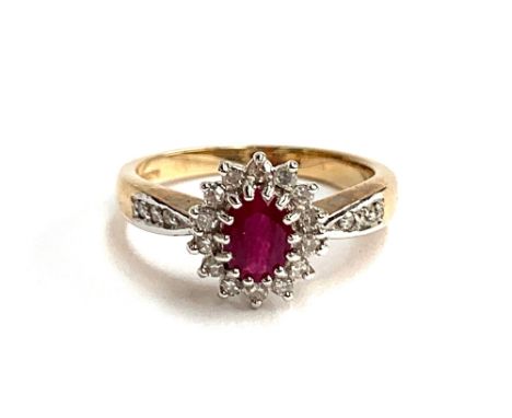 A 9ct gold ruby cluster ring, size L 1/2, 3.1g 