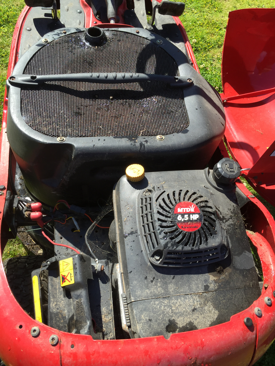 Mtd Sprinto Ride On Mower 6.5 Hp Kawasaki Engine Good Tyres Unknown 