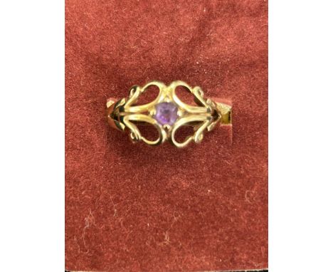 9ct Gold ring set with amethyst Size K 
