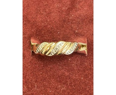 9ct Gold ring set with diamonds Size L 