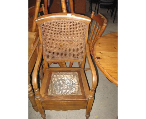 wicker back /seat chair commode