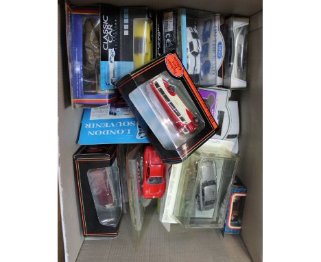 A large quantity of assorted boxed toy cars including Days Gone and Classic Car Model Collection