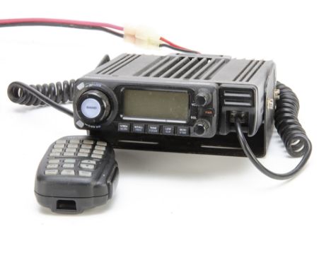 ICOM Transceiver, Icom HF/VHF/UHF Transceiver model IC-E208 untested