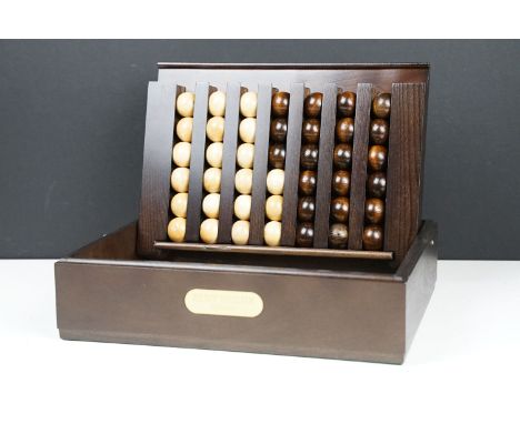 Remy Martin Fine Champagne Cognac, Wooden Boxed ‘ Le Passé-Temps ‘ Bar Game (English Connect 4), complete with instructions 