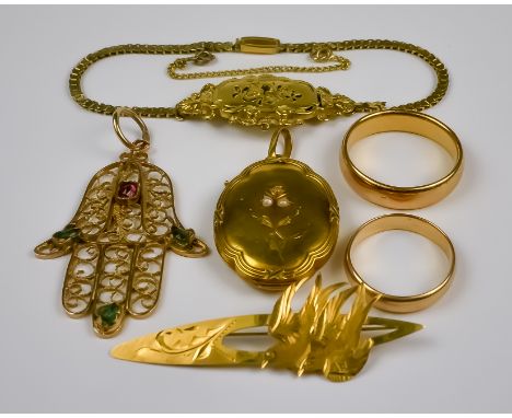 A Mixed Lot of Gold, Modern, comprising - 18ct gold bracelet (broken) gross weight 3.6g, two 18ct gold wedding bands, sizes K