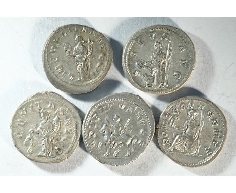 5x silver antoninianii of Philip I (244 - 249 CE) consisting of: Emperor on horseback, Good Very Fine. Aequitas standing hold