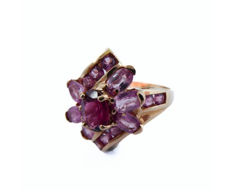 A 9-carat gold pink stone cluster ring,&nbsp;ring size P