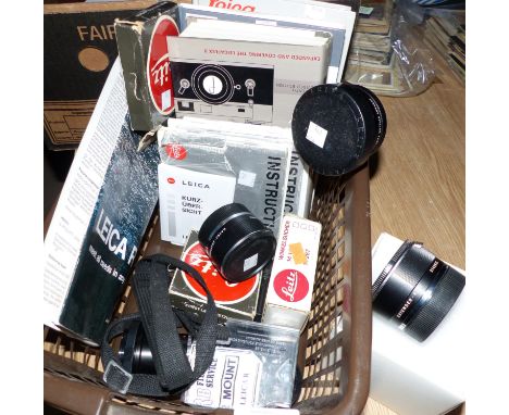 A Leica macro-adapter - R; another extender; other Leica accessories and handbooks
