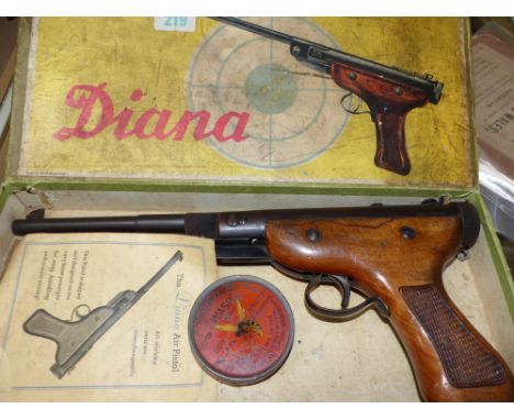 A vintage "Diana" air pistol No 5, with original box and instructions (box a.f.)