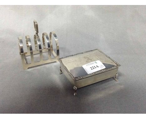 SILVER TOAST RACK AND TRINKET BOX