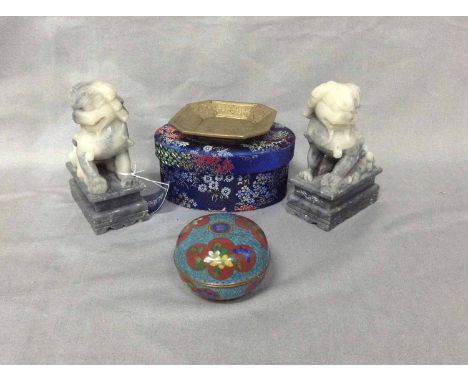 COLLECTION OF CHINESE CERAMICS ETCincluding two foe dogs, ceramic eggs and a vase