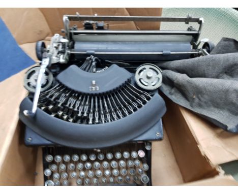 REMINGTON TYPEWRITER