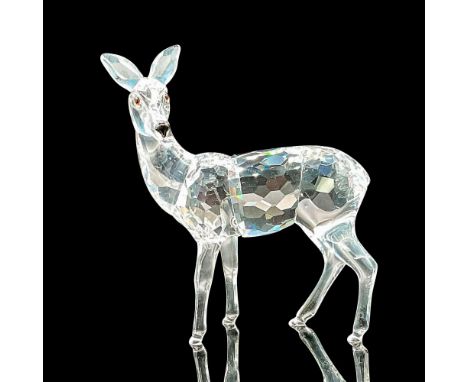 This alluring crystal Doe was part of the â€œRare Encountersâ€ group. The doe figurine features a clear crystal faceted natur