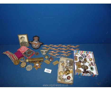 A quantity of medallions, badges etc including A Faithful Service in The Special Constabulary award to Lewis Walters, Royal L