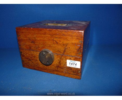 An old Telegraph machine, model number: 445 by Telegraph Works Silvertown London.
