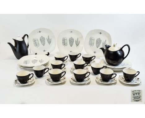 Midwinter Nature Study 37 Assorted Pieces Fashion Shape circa 1954. Includes 2 large dinner plates, 12 cups and saucers, teap