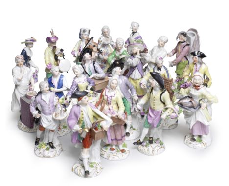 Très rare ensemble de vingt et une figurines Meissen 'Cris de Paris', vers 1755A very rare set of twenty-one Meissen 'Cris de