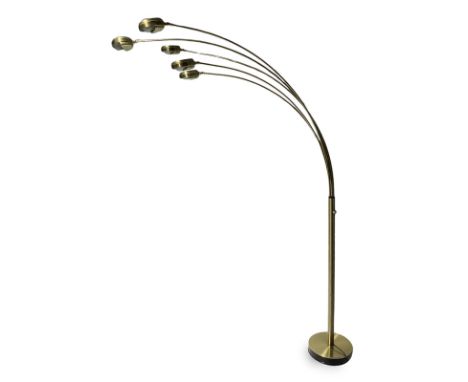 Floor lamp golden brass with 5 lights. 70s. H 195 cm.