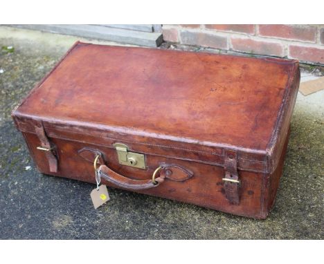 A 1930s leather travel trunk, 28" wide 