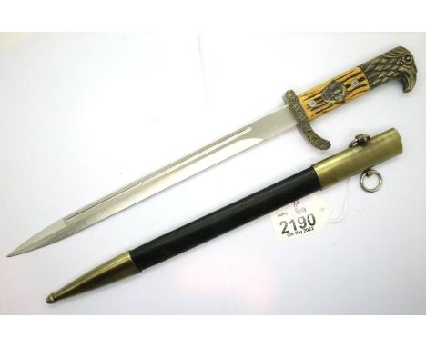 Replica German military dagger. P&amp;P Group 2 (£18+VAT for the first lot and £3+VAT for subsequent lots). 
