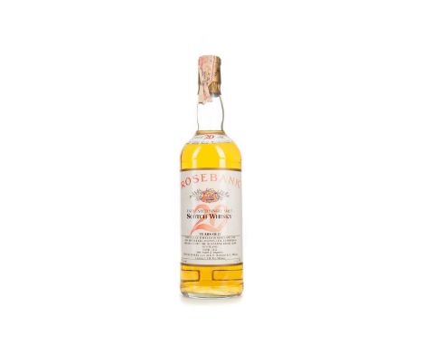 ROSEBANK 20 YEAR OLD DISTILLERS AGENCY 75CL - ZENITH ITALIA IMPORTSingle malt.Pride of the Lowlands, Rosebank is making a com
