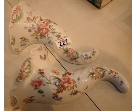 Pair of Royal Worcester floral pattern cornucopia wall pockets L: 20 cm 