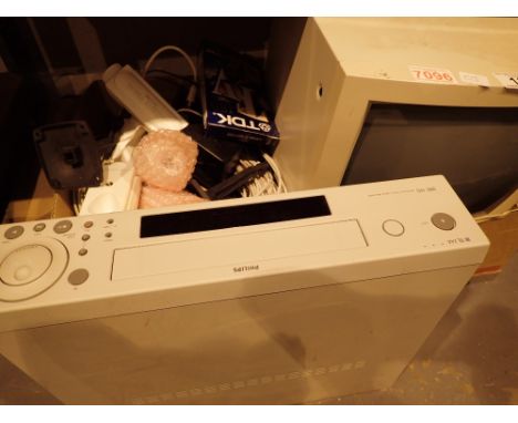 Home security system including cameras monitor and Philips video recorder 