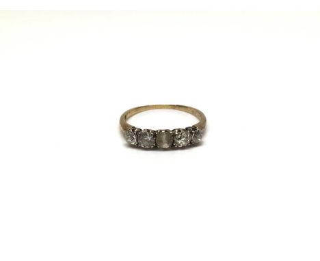 18ct gold diamond five stone ring with four old cut diamonds and one replacement stone to the centre, diamonds estimated to w