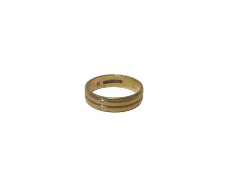 18ct gold double band wedding ring, size N, 4.57g