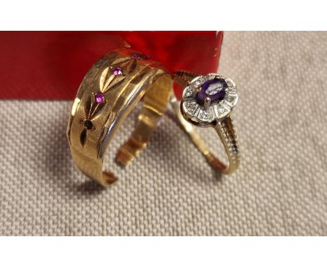 9ct Gold Pair of Ruby &amp; Ameythst Rings - both A/F on the bands - combined weight 3.15g