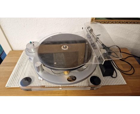 Michell GYRO SE Vinyl Turntable Record Player w/power supply and additional accessories -&nbsp;tested and ran ok.. powered up