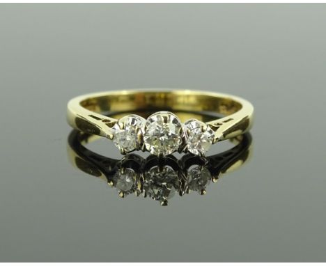 A 9ct gold 3 stone diamond ring, total diamond content approx. 0.25cts, size K.